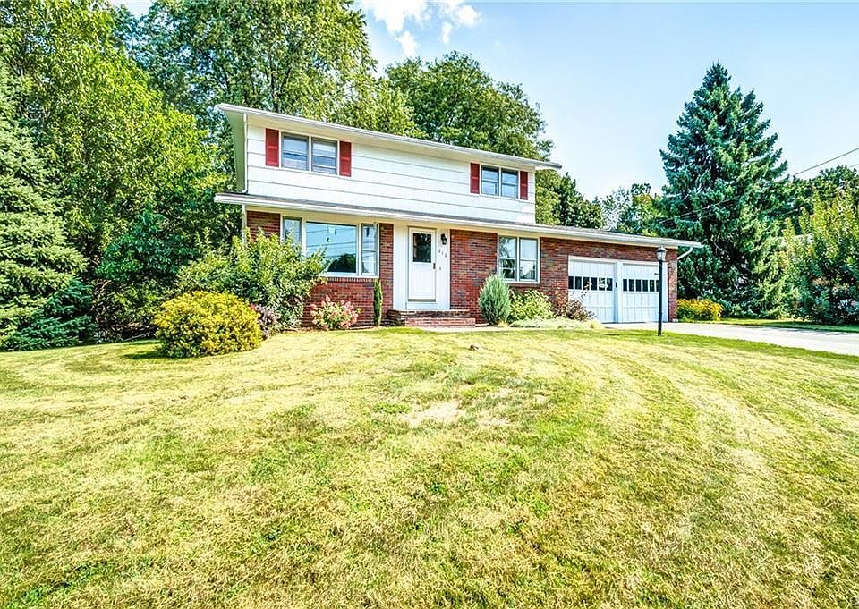 1st image of 216 Peterson Dr