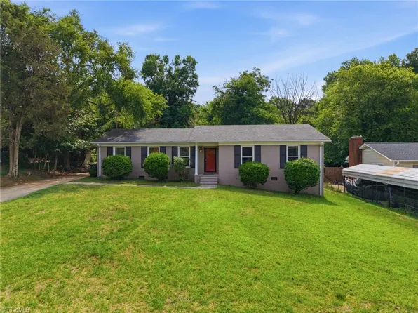 2507 Dumfries Rd, Greensboro, NC 27407