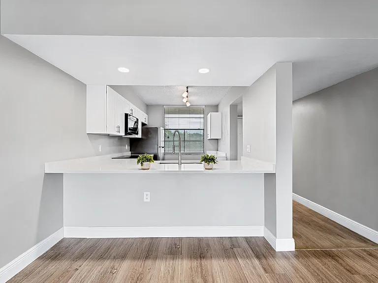 3636 Whitehall Dr #402 — Photo 6
