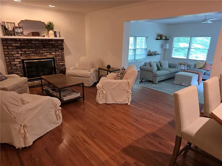 2129 Pine Forest Dr NE — Photo 8