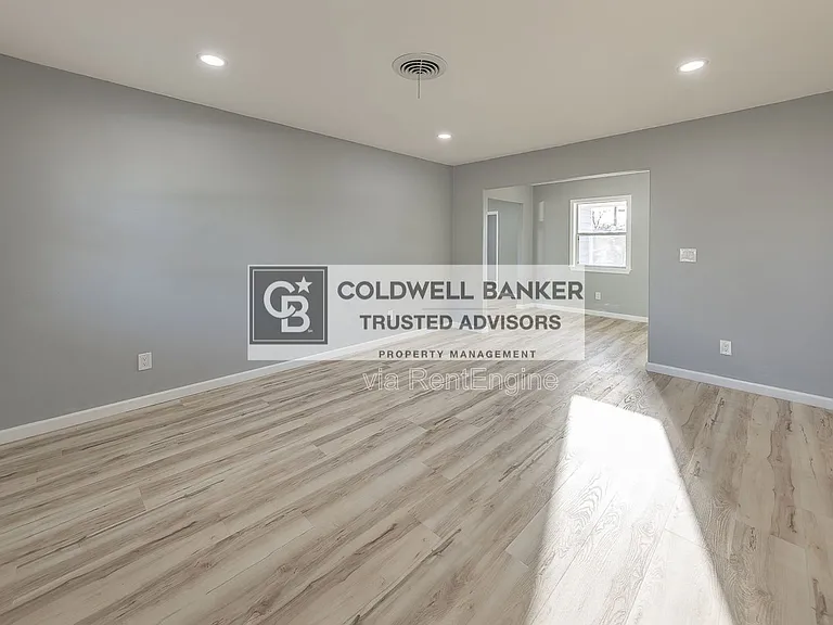 5409 Avenue D — Photo 10