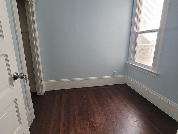 4th image of 660 6th Ave