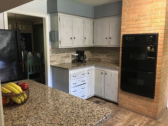 4th image of 25385 Hackberry Ln