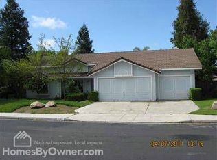 940 Laverne Ave, Clovis, CA 93611
