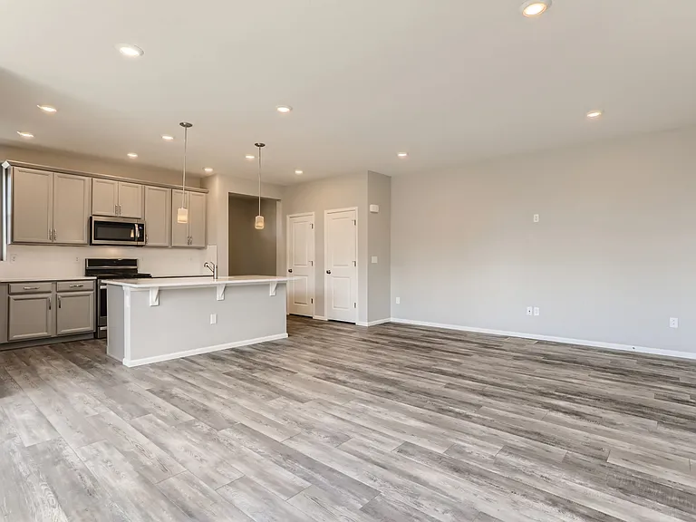 6302 N Fulton St — Photo 9