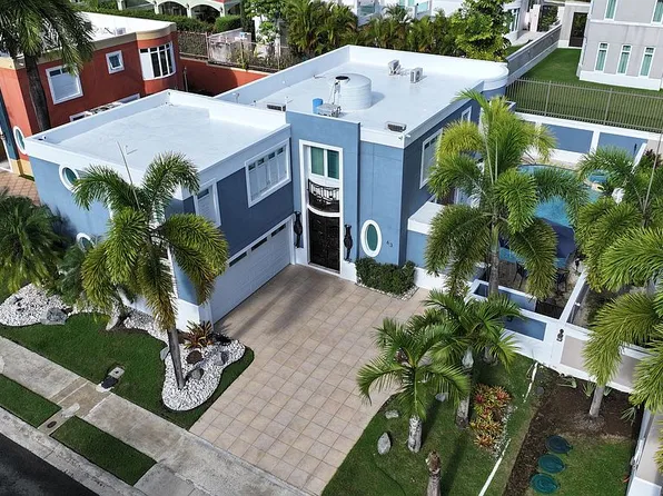 63 Via Del Sol, Caguas, PR 00725