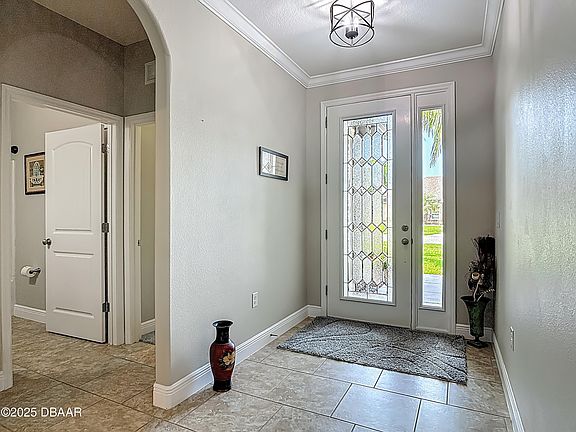 5th image of 805 Snapdragon Dr