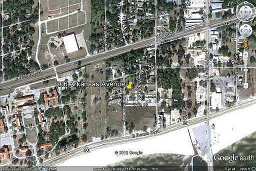 1st image of 206 Arkansas Ave