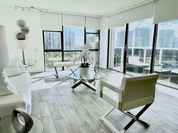 3625 N Country Club Dr APT 1103, Aventura, FL 33180