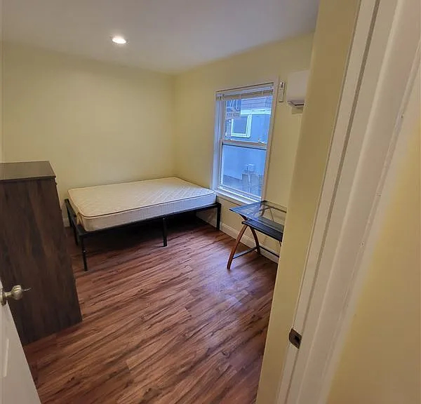 1111 White St #1 — Photo 13