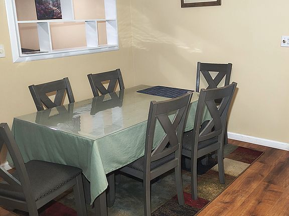 5th image of 11848 Knollsprings Ct