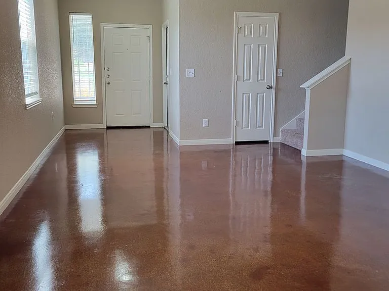 105 Stone Canyon Ct — Photo 2