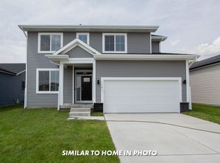 15218 Deerview Dr, Urbandale, IA 50323