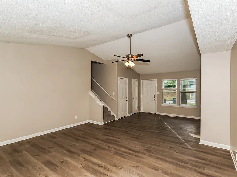 4110 Cranwood Dr — Photo 7