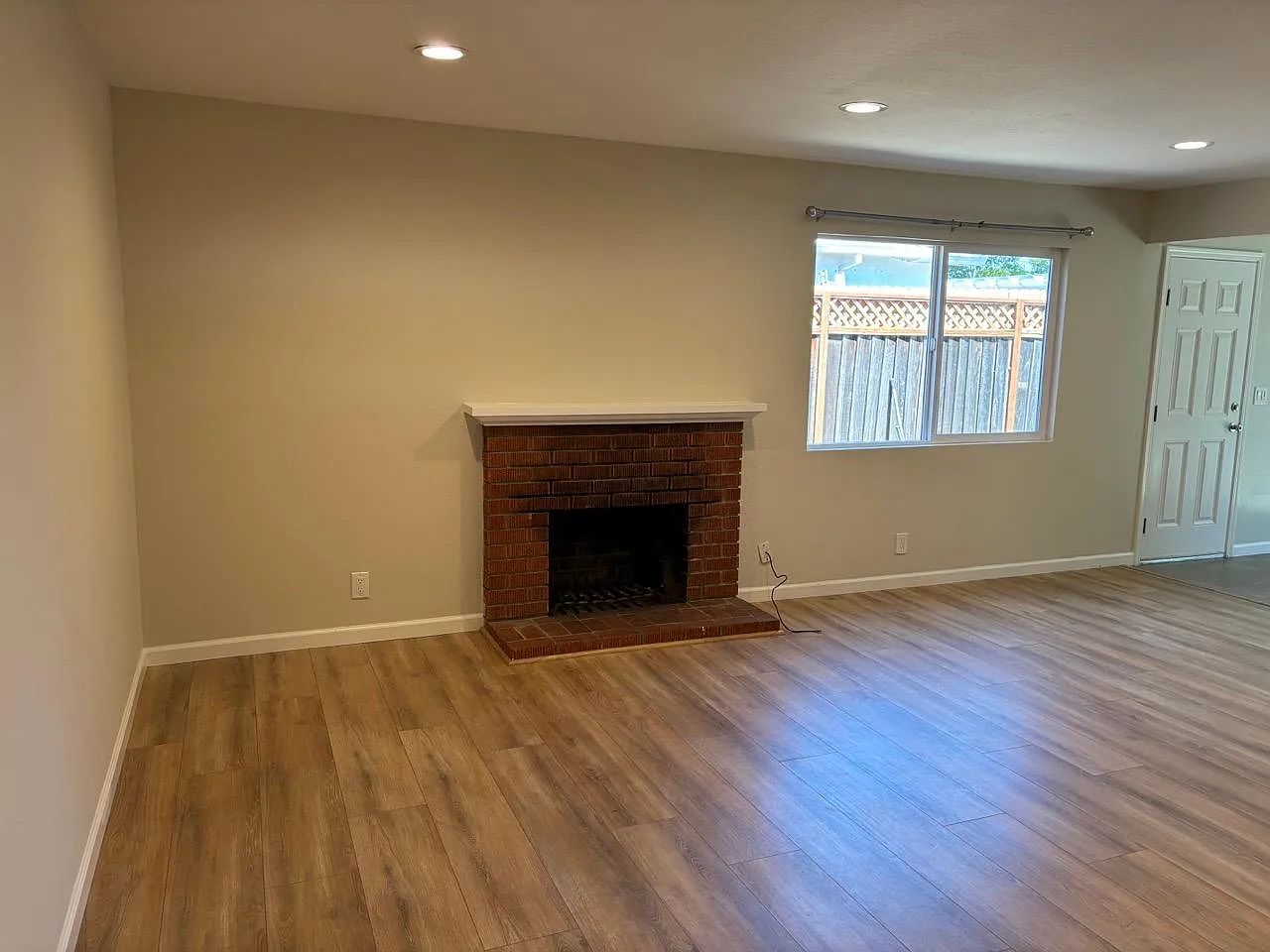 3 bed, 1538 sqft, $5,495 — Photo 4
