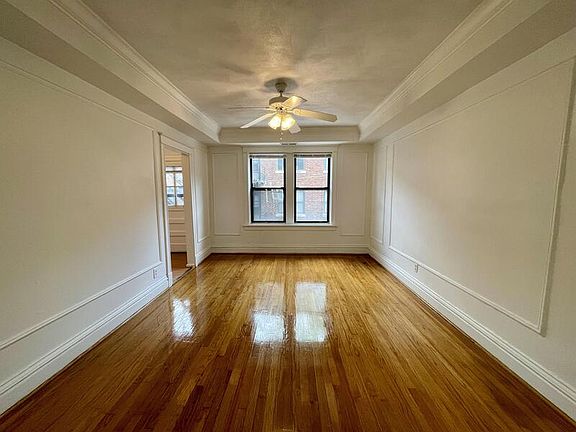 5th image of 6333 S Rosebury Ave APT 2W