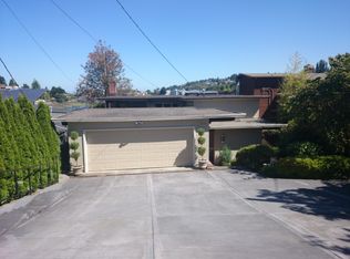 3718 W Commodore Way, Seattle, WA 98199