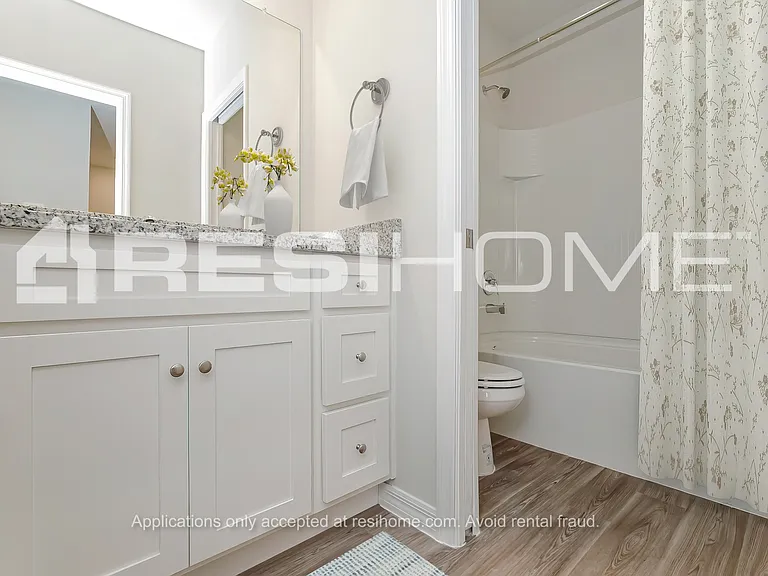 Groveparc Townhomes — Photo 26