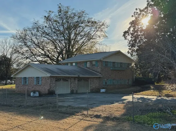 130 Dana Rd, Warrior, AL 35180