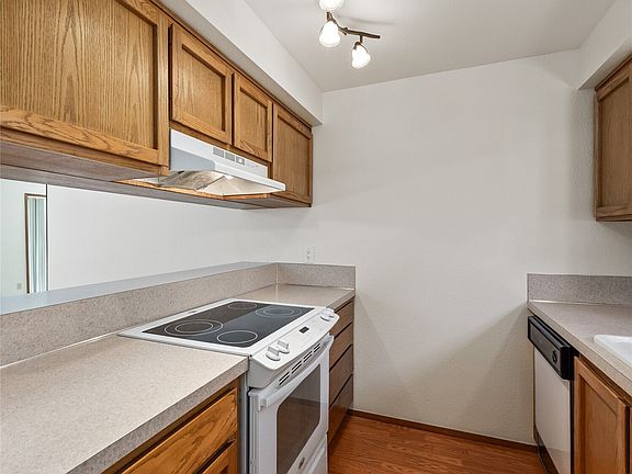 5th image of 18910 Bothell Everett HWY #H2