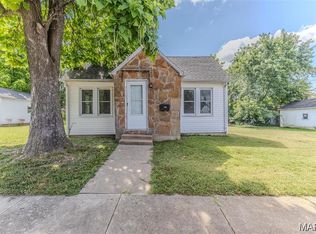 360 W 5th St, Lebanon, MO 65536