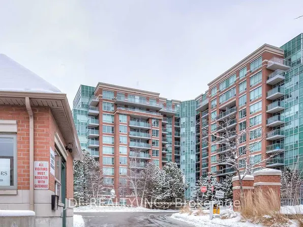 62 Suncrest Blvd #501, Markham, ON L3T 7Y6