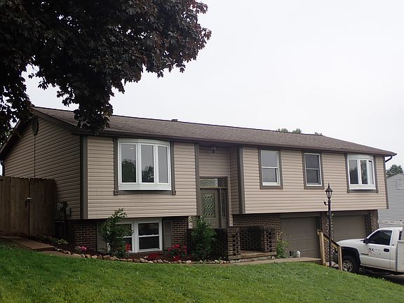 2nd image of 890 Westchester Dr