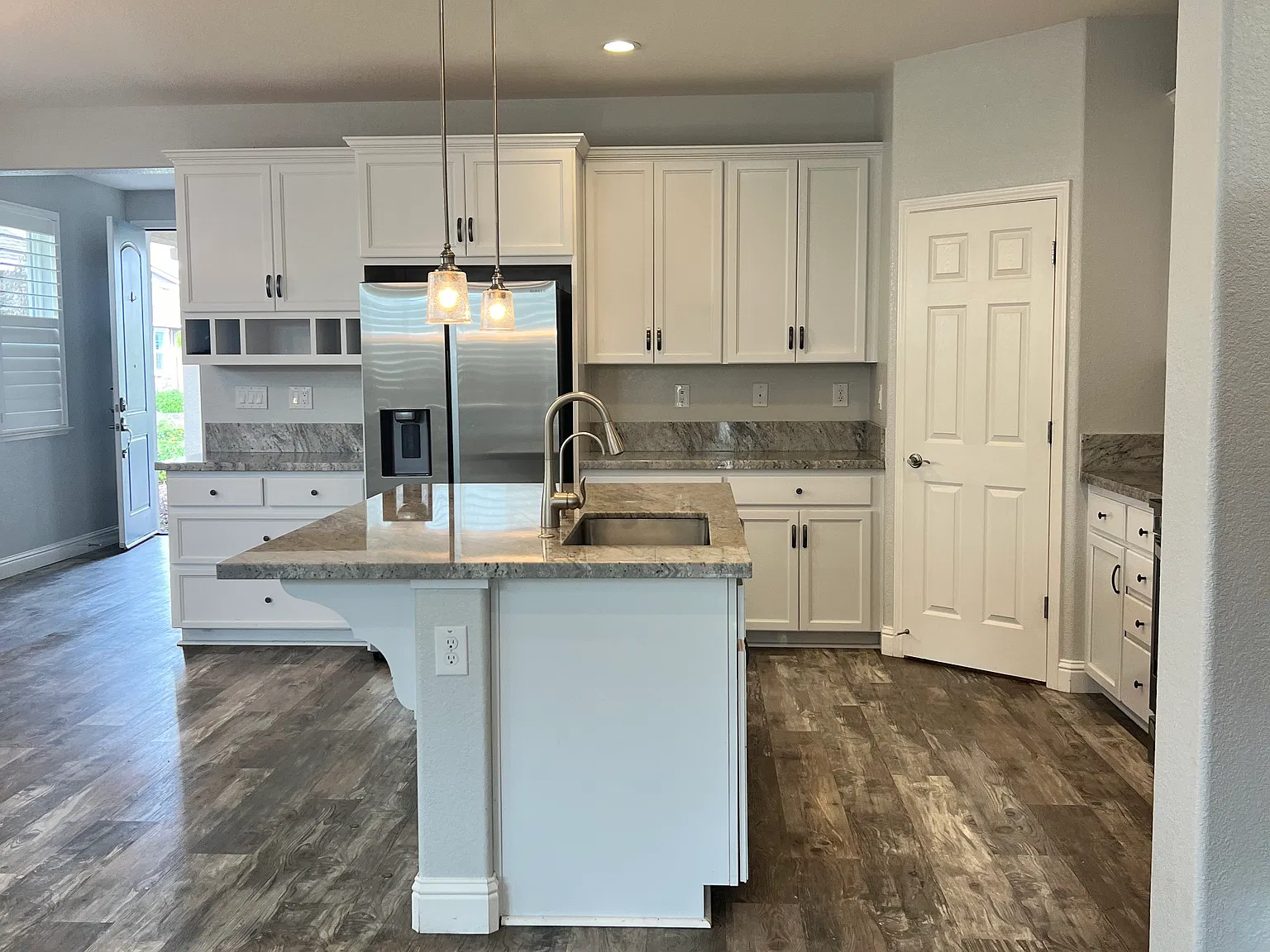 3 bed, 1780 sqft, $3,100 — Photo 4