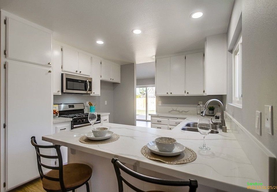 1st image of 4712 Lofty Grove Dr