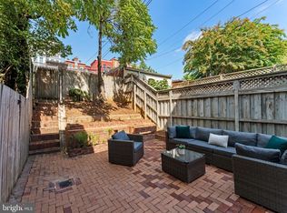 1861 California St NW APT 1, Washington, DC 20009