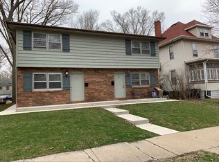 1012 N Prairie St, Bloomington, IL 61701