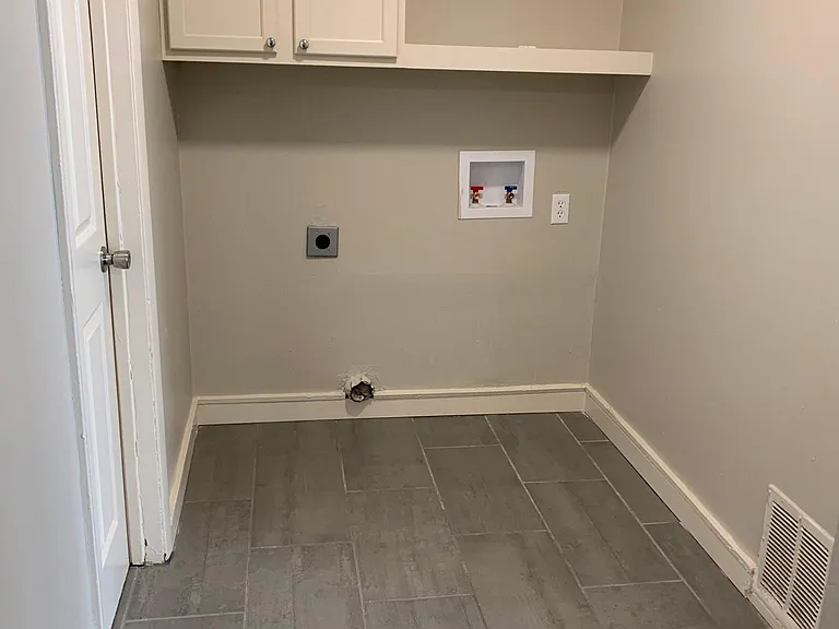 2328 W Savannah St — Photo 5