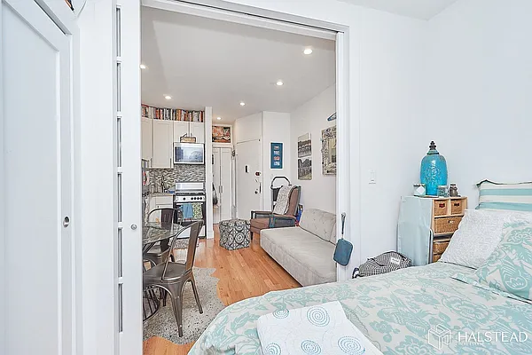 Rented by Halstead Real Estate | media 16