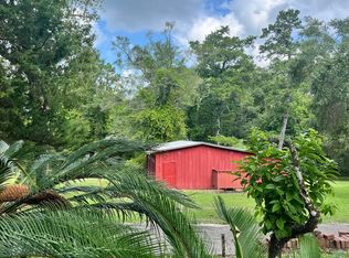 5662 Arnold Rd, Ebro, FL 32437