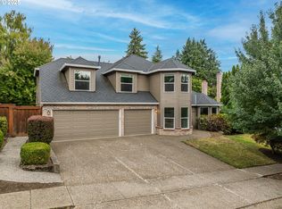 10010 SW Steeplechase Cir, Beaverton, OR 97008