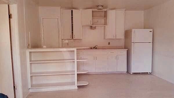 1st image of 409 N 12th St APT 3