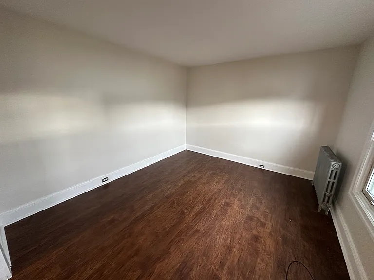 111 Mortimer St #2 — Photo 11