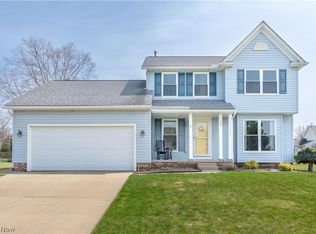 2185 Canterbury Cir, Akron, OH 44319
