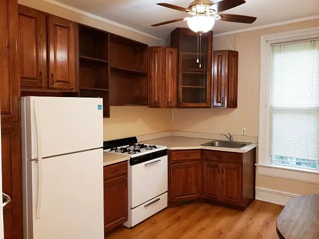 79 Hubbard St — Photo 8