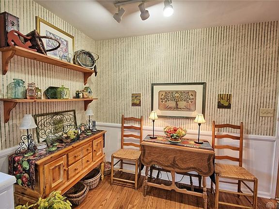5th image of 4308 Fisher Ave