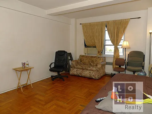 Sold by LoHo Realty | media 12