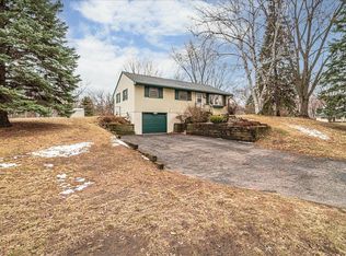 6560 3rd Street Ct N, Oakdale, MN 55128