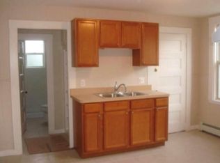 122 Lowell St APT 5, Waltham, MA 02453