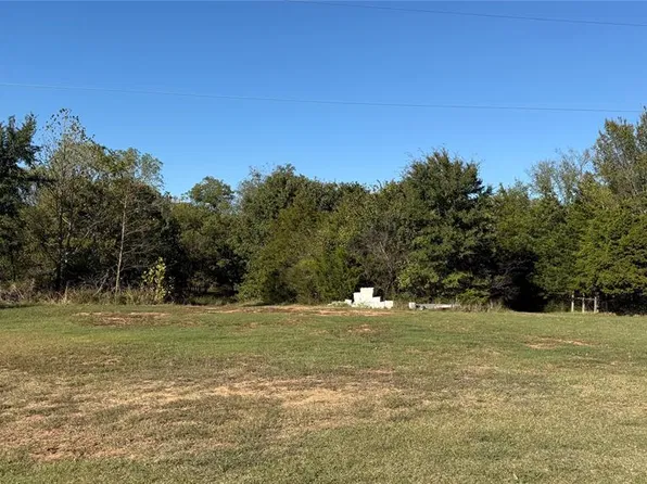Marion Way, Shawnee, OK 74804