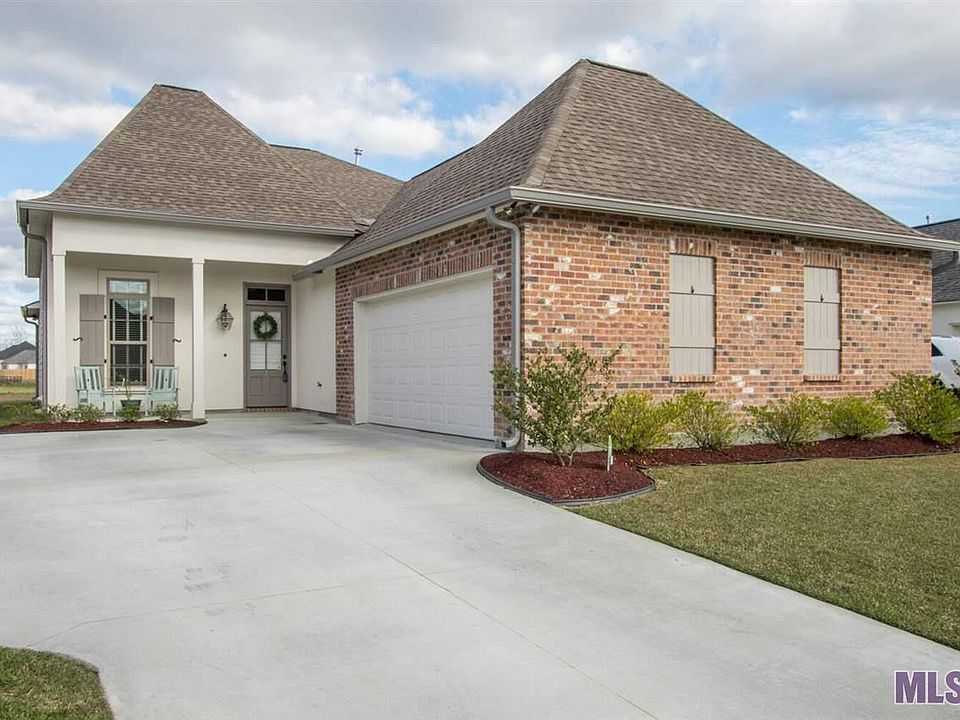 1st image of 17204 Herringbone Dr