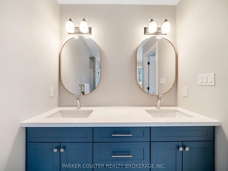 70 Georgian Grande Dr — Photo 28