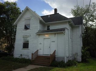 1035 Benton St, Rockford, IL 61107