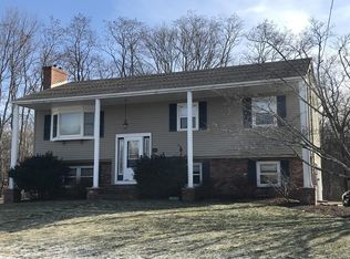 32 Continental Dr, Attleboro, MA 02703
