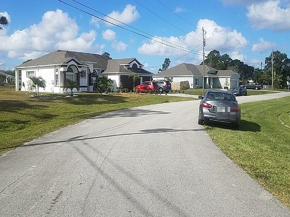 4th image of 5832 NW Gerald Cir