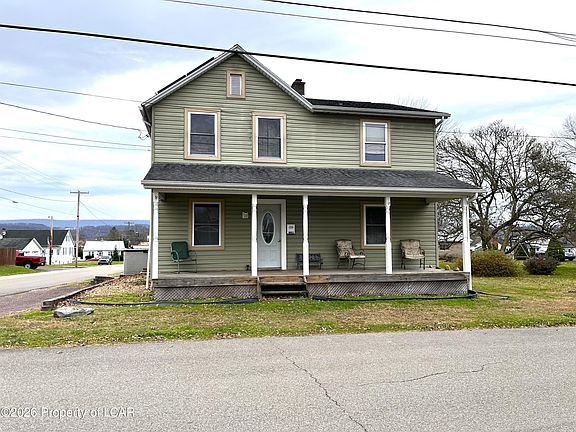 4th image of 1500 2nd Ave